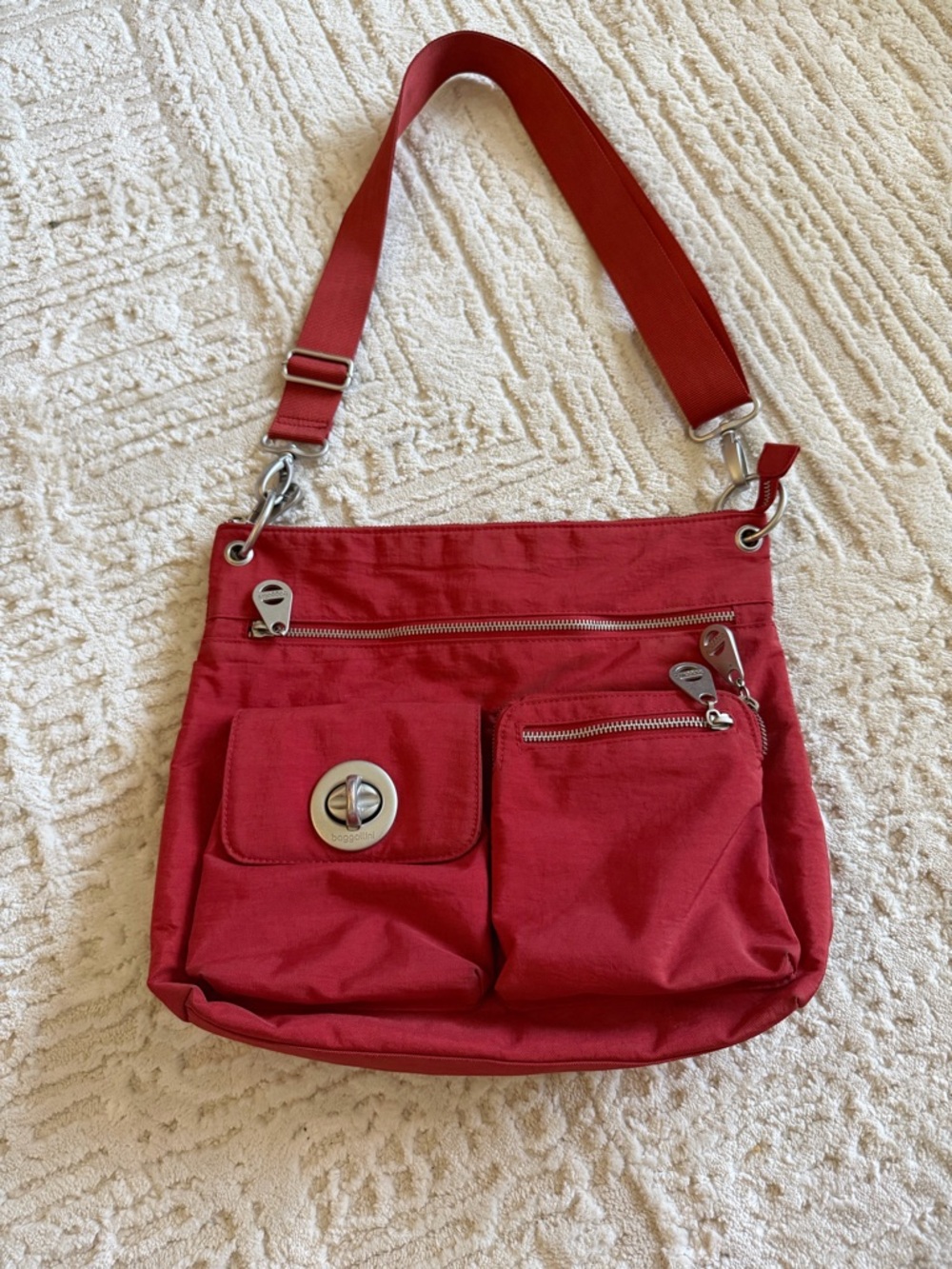 Baggallini Red Nylon Crossbody Bag Travel Organizer Multi Pocket Lightweight